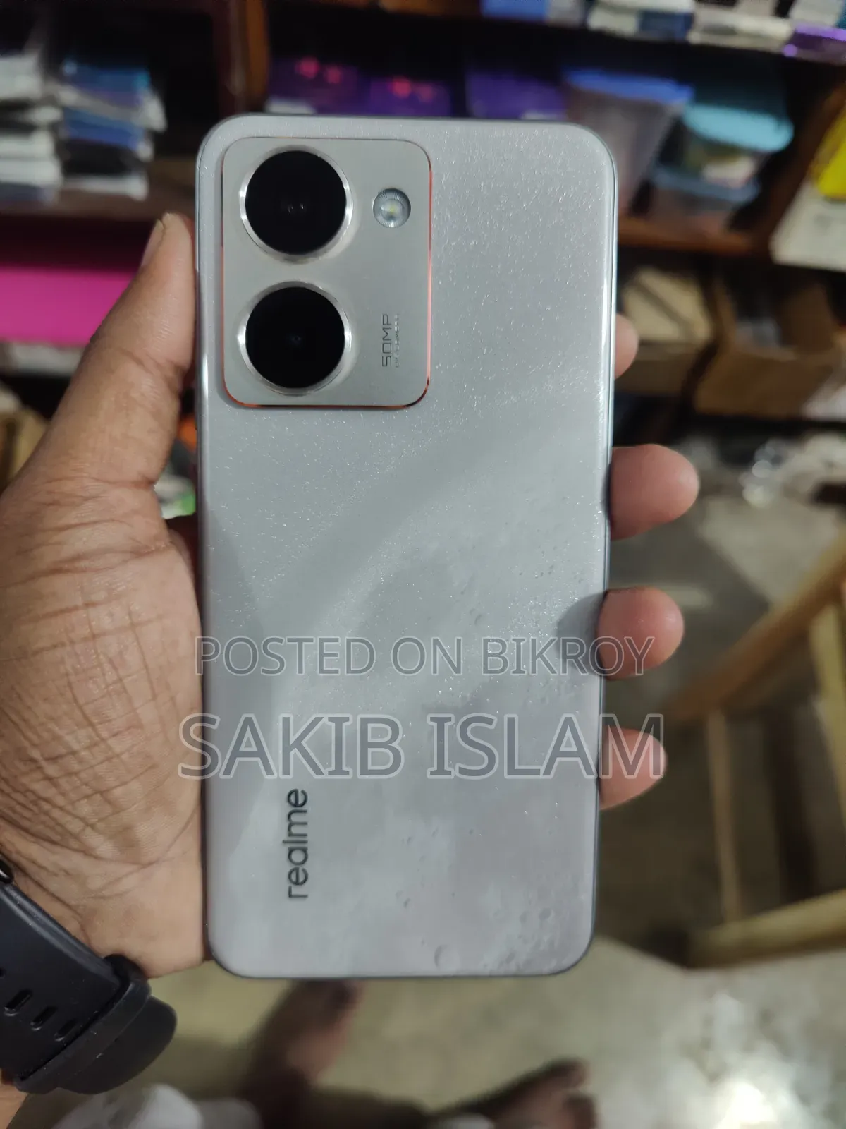 রিয়েলমি পি৩ আল্ট্রা ২৫৬ জিবি গোল্ড