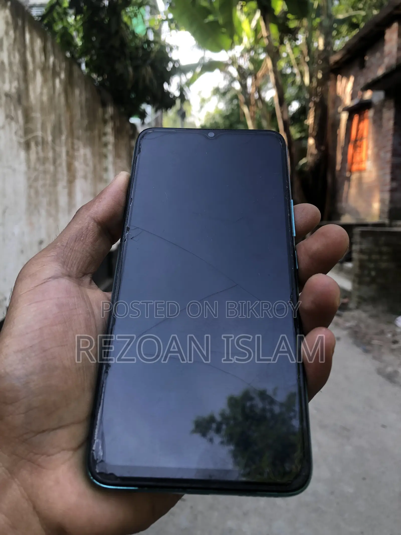 ইনফিনিক্স হট ২০আই ১২৮ জিবি নীল