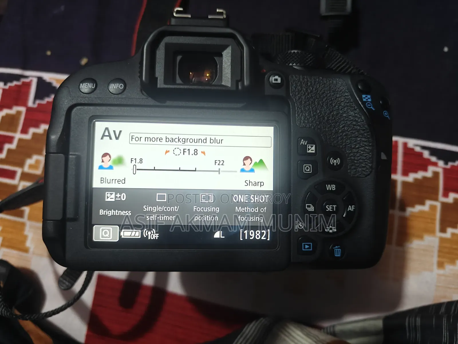 Canon EOS 800D (Rebel T7i)