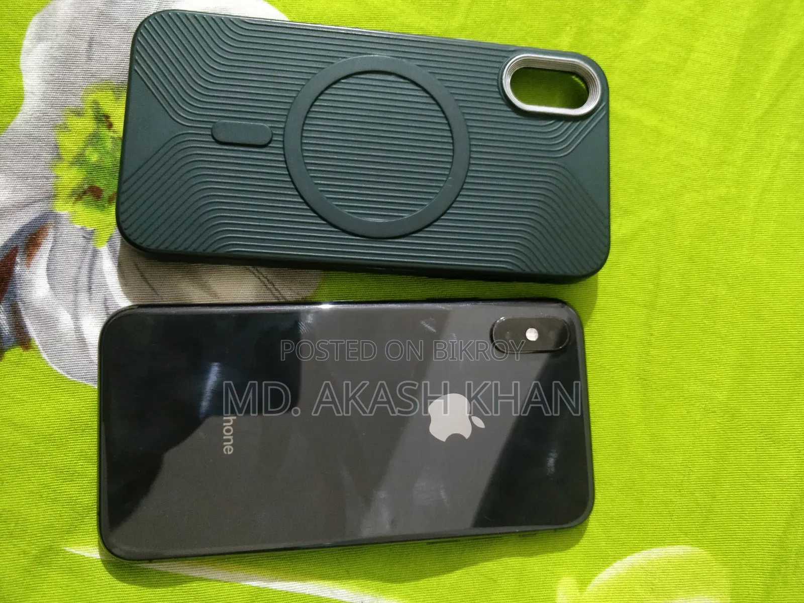 Apple iPhone XS 64 GB Black