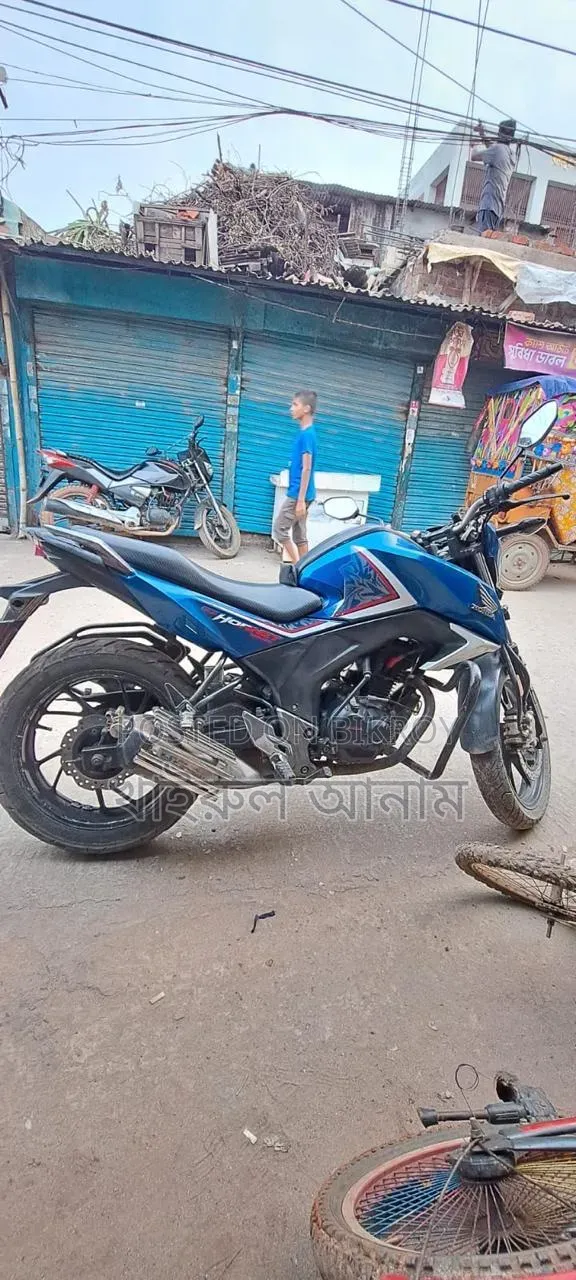 Honda Hornet 2019 Blue