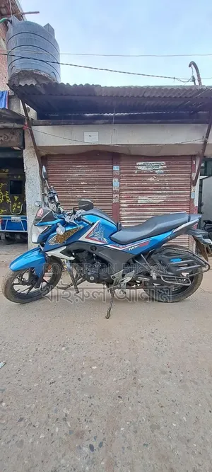 Honda Hornet 2019 Blue