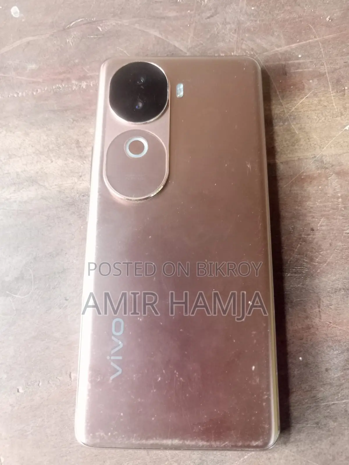 Vivo V40e 256 GB Bronze