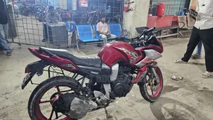 Yamaha Fazer V1 2017 Red