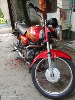 Hero Dawn 100 2015 Red