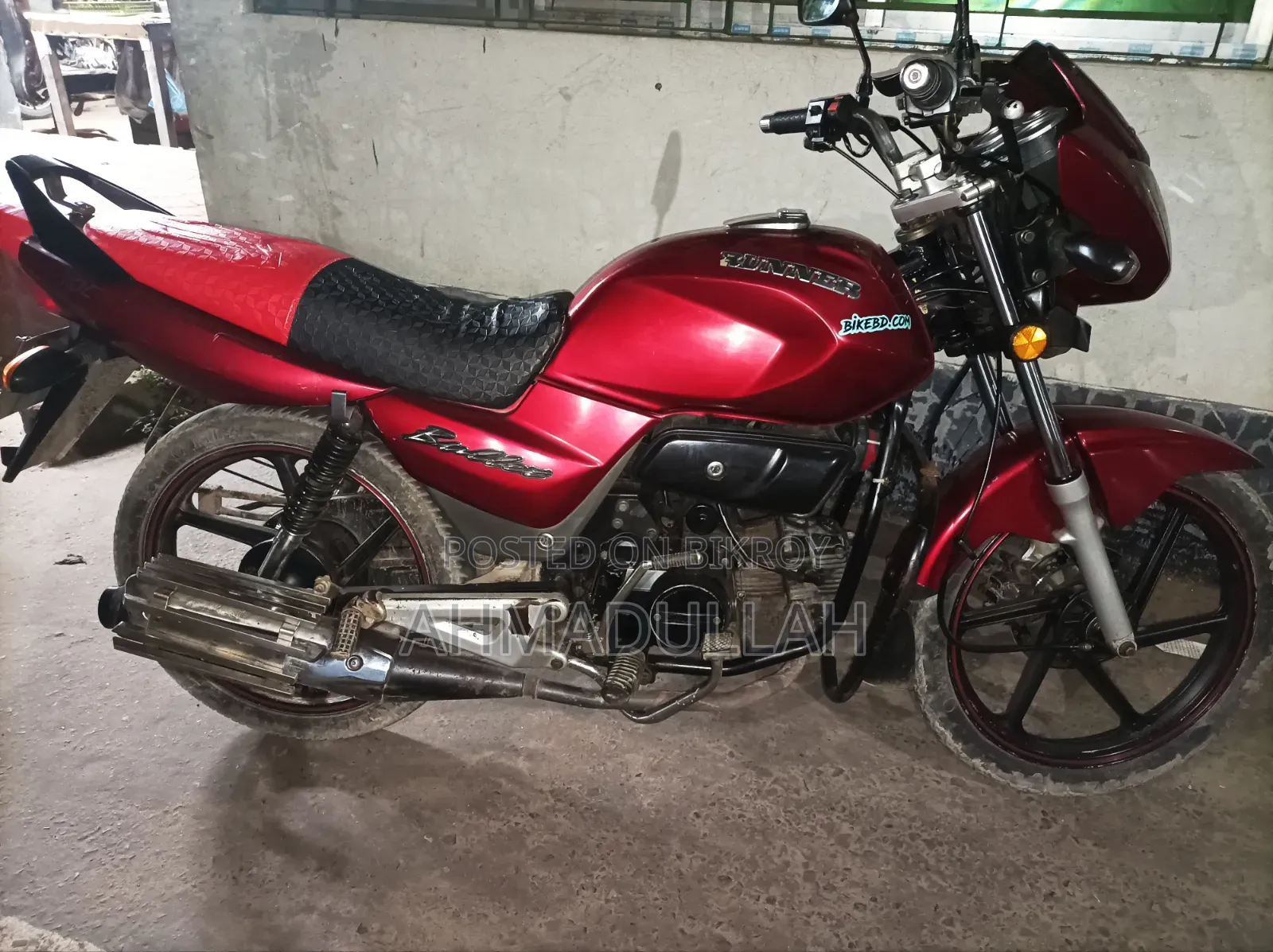 রানার বুলেট ১০০ ২০১৭ লাল