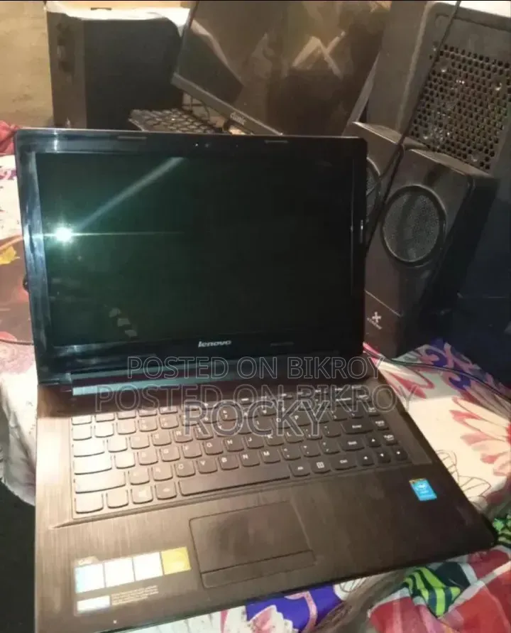 Laptop Lenovo G40 4GB Intel Pentium HDD 512GB