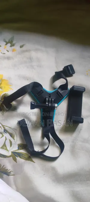 Helmet mobile holder, camera mobile can be used.