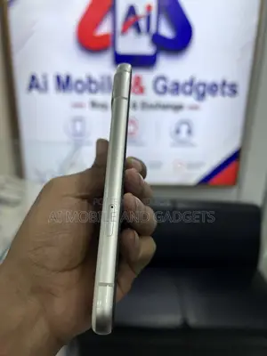 Google Pixel 8a 128 GB White