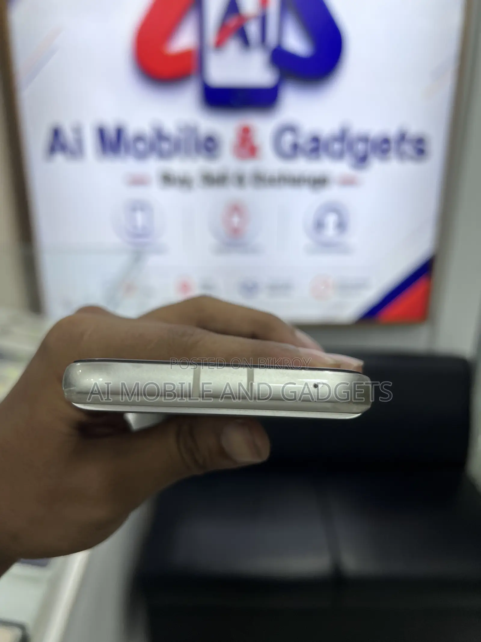 Google Pixel 8a 128 GB White