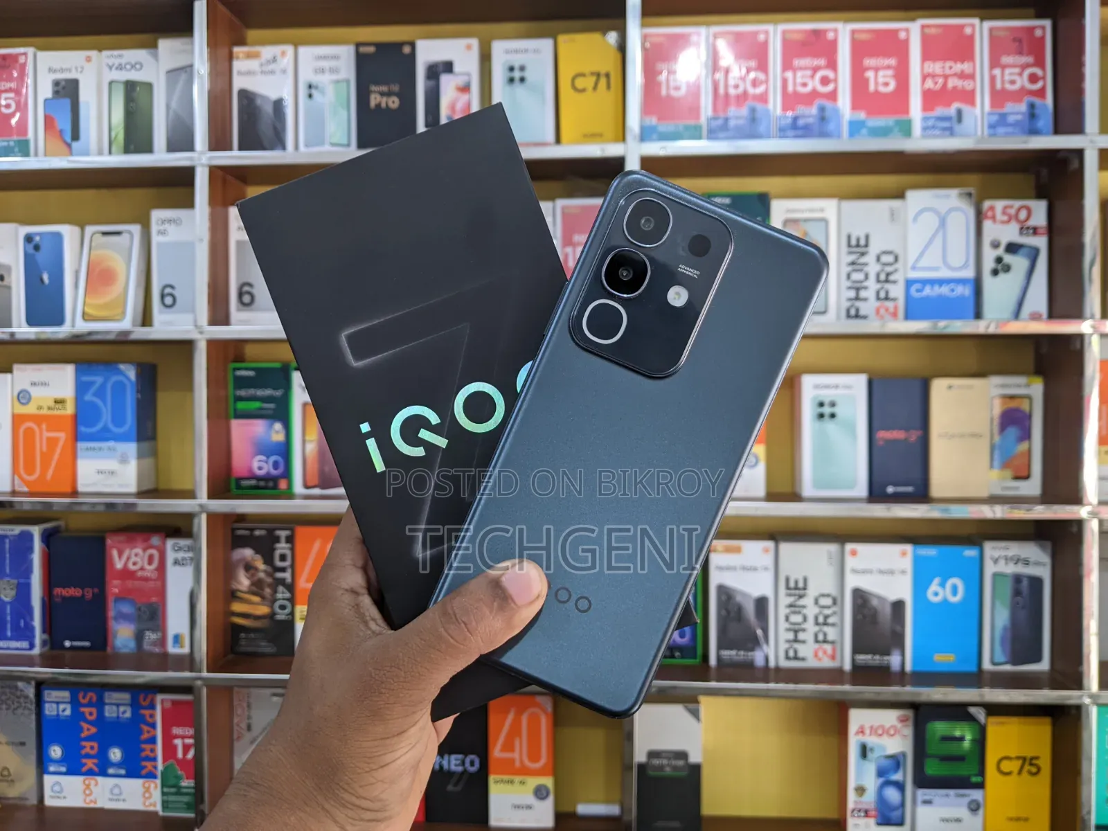 iQOO Z10x 128 GB Black