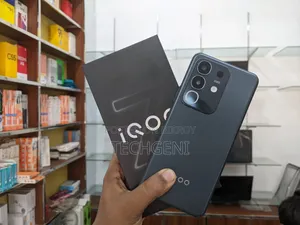 iQOO Z10x 128 GB Black