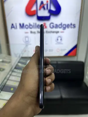 Vivo T4R 128 GB Blue