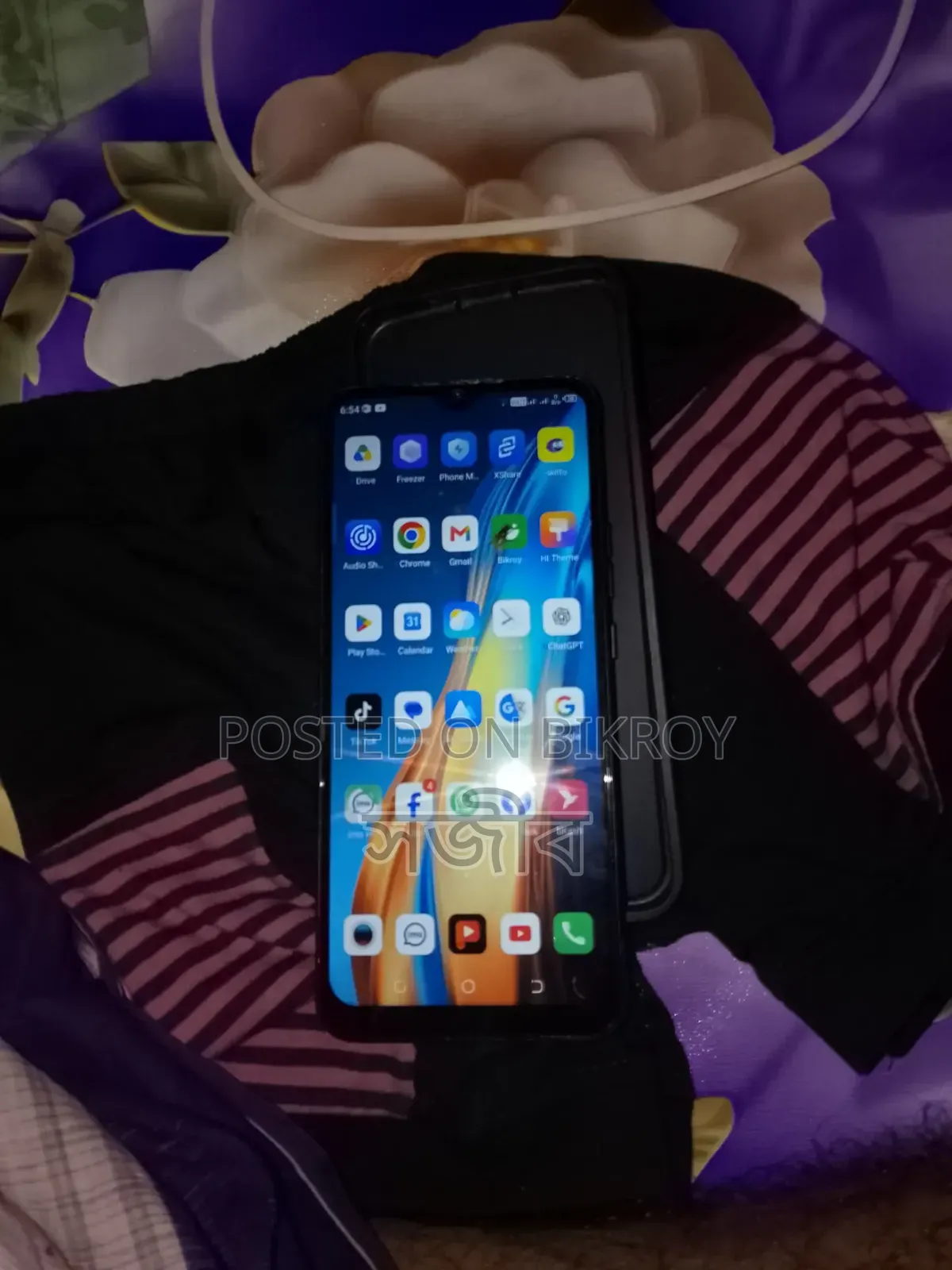 টেকনো স্পার্ক ৬ এয়ার ৬৪ জিবি কালো