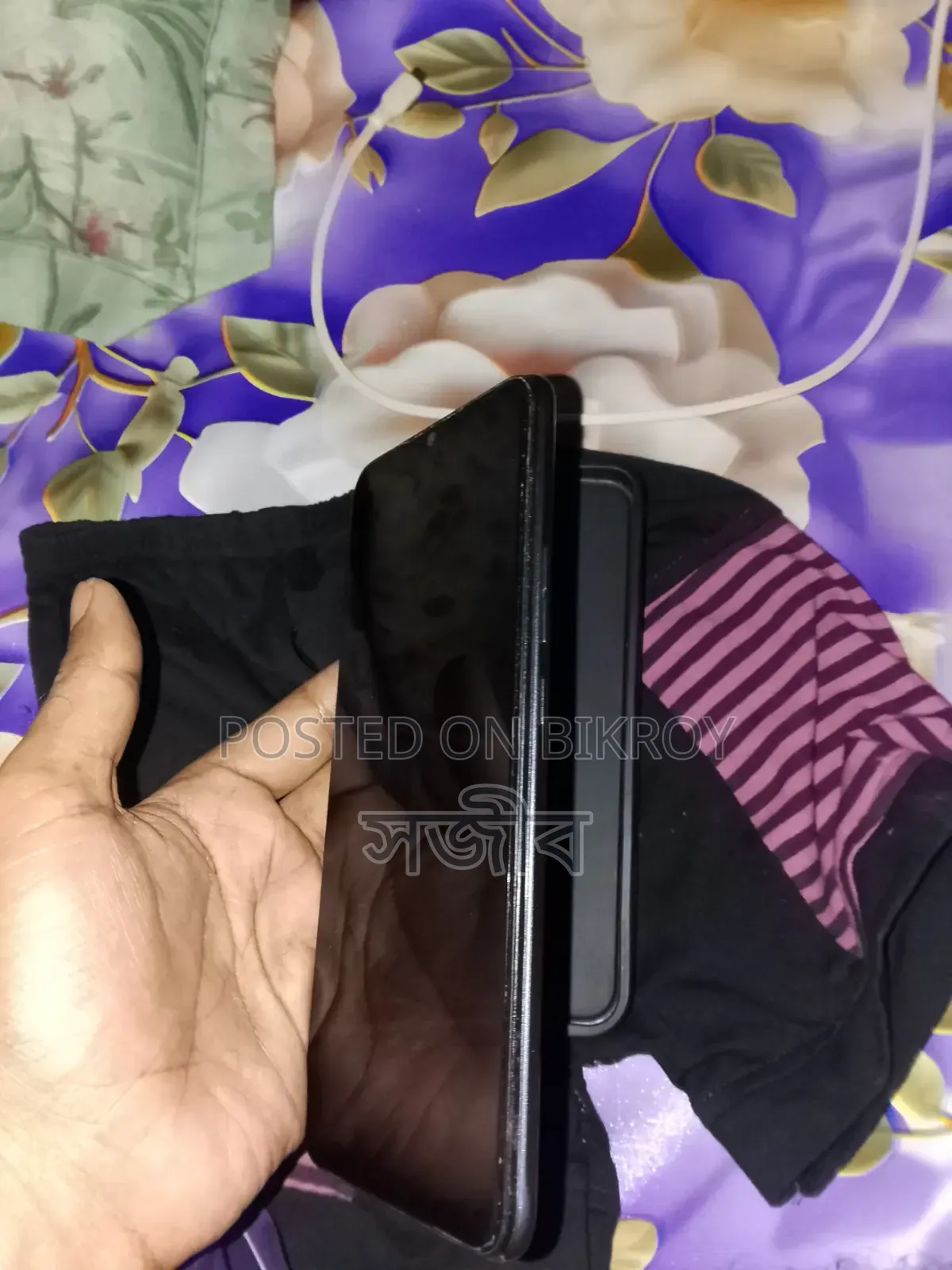 টেকনো স্পার্ক ৬ এয়ার ৬৪ জিবি কালো