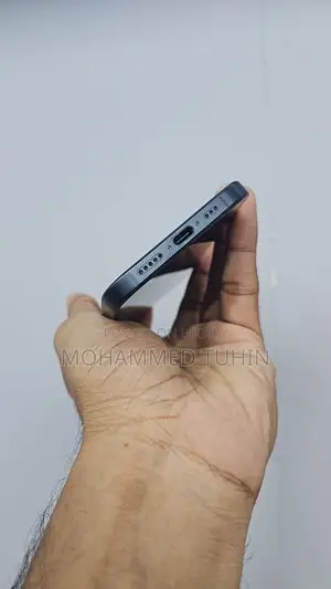 অ্যাপল আইফোন ১৬ ১২৮ জিবি কালো