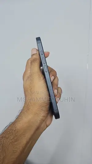 অ্যাপল আইফোন ১৬ ১২৮ জিবি কালো