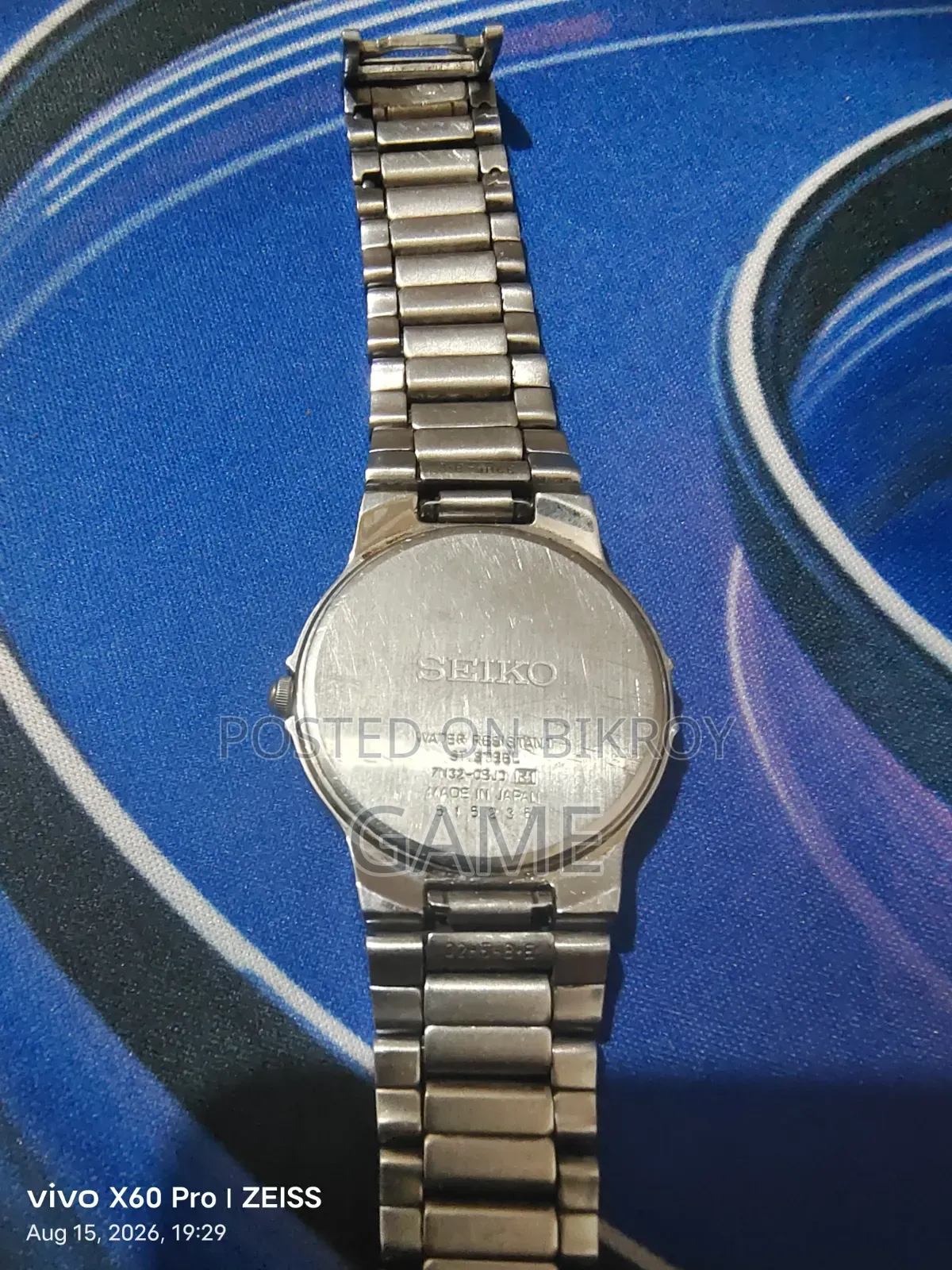Ceiling 90s Old Vintage Watch Quality Unknown Watch Brand Is Seiko