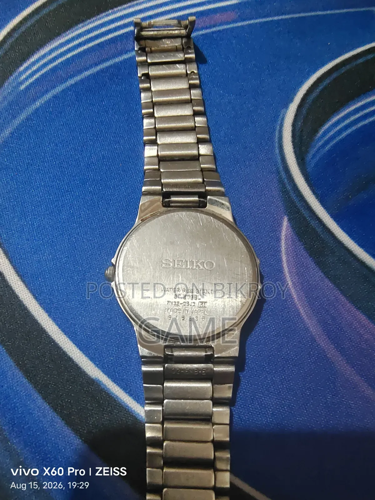 Ceiling 90s Old Vintage Watch Quality Unknown Watch Brand Is Seiko