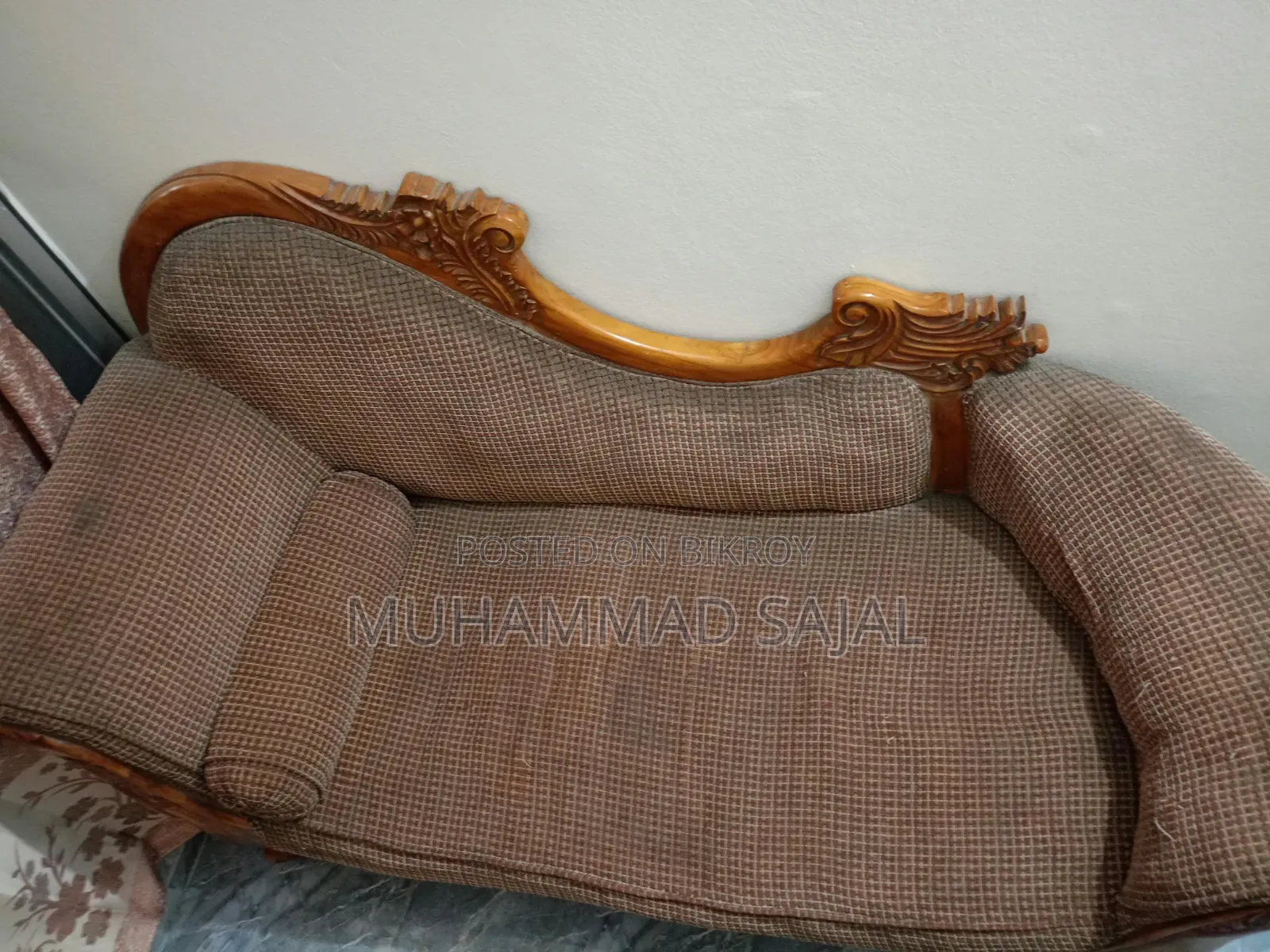 Teak Wood Luxury Rocking Chair and Divan at Attractive Discount!