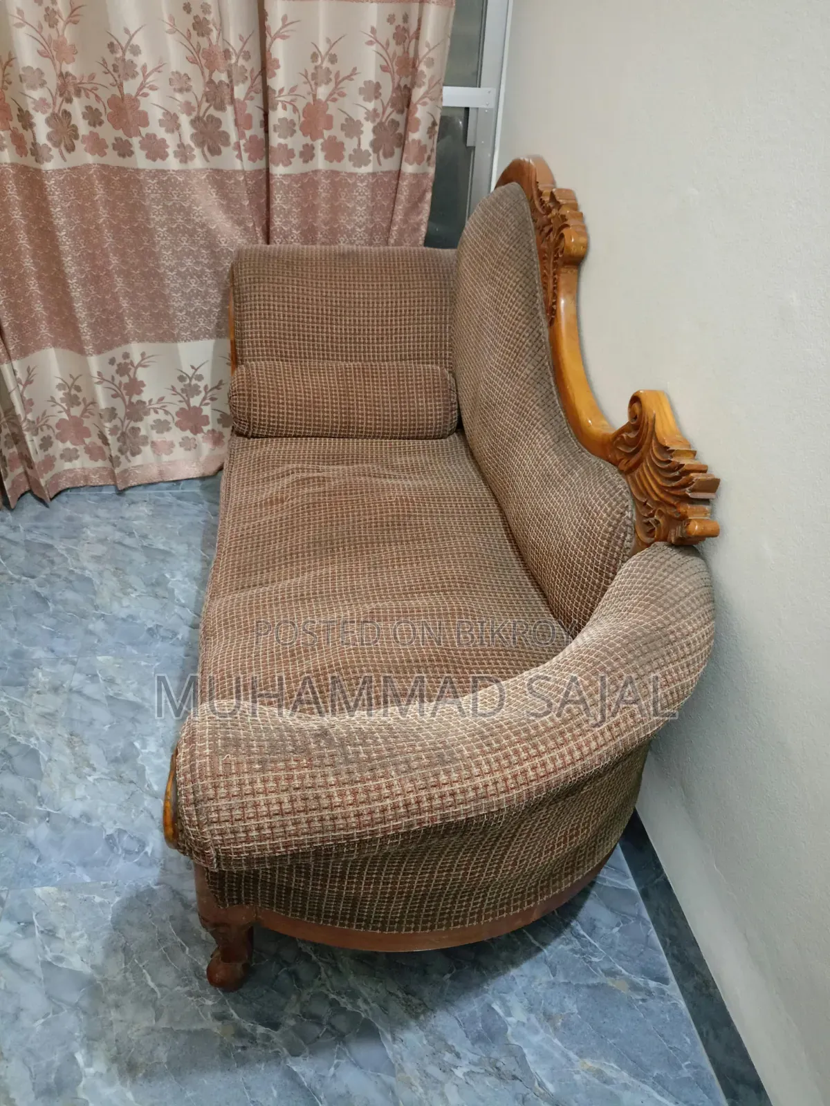 Teak Wood Luxury Rocking Chair and Divan at Attractive Discount!