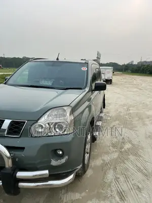Nissan X-Trail 2010 Gray