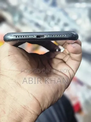 অ্যাপল আইফোন এক্সআর ১২৮ জিবি ব্ল্যাক