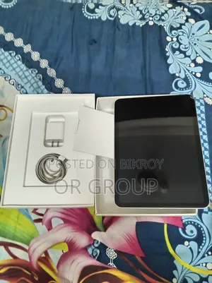 Apple iPad Wi-Fi 64 GB Gray