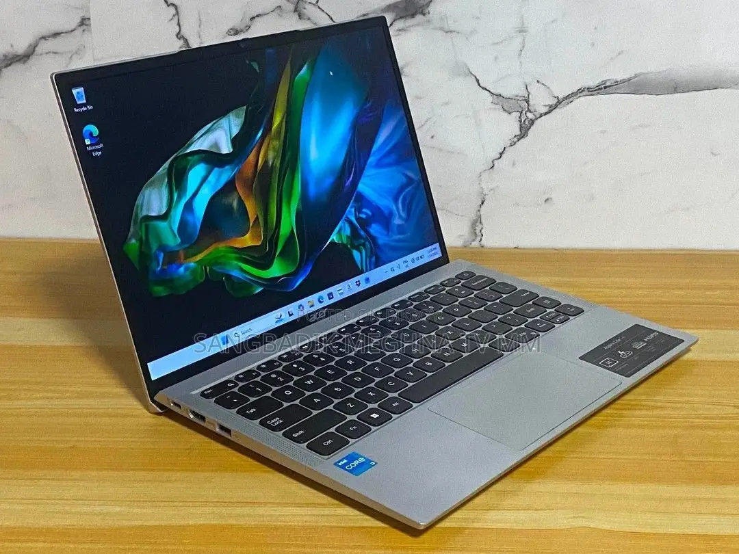 Laptop Acer 4GB Intel SSD 500GB