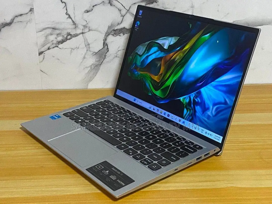 Laptop Acer 4GB Intel SSD 500GB