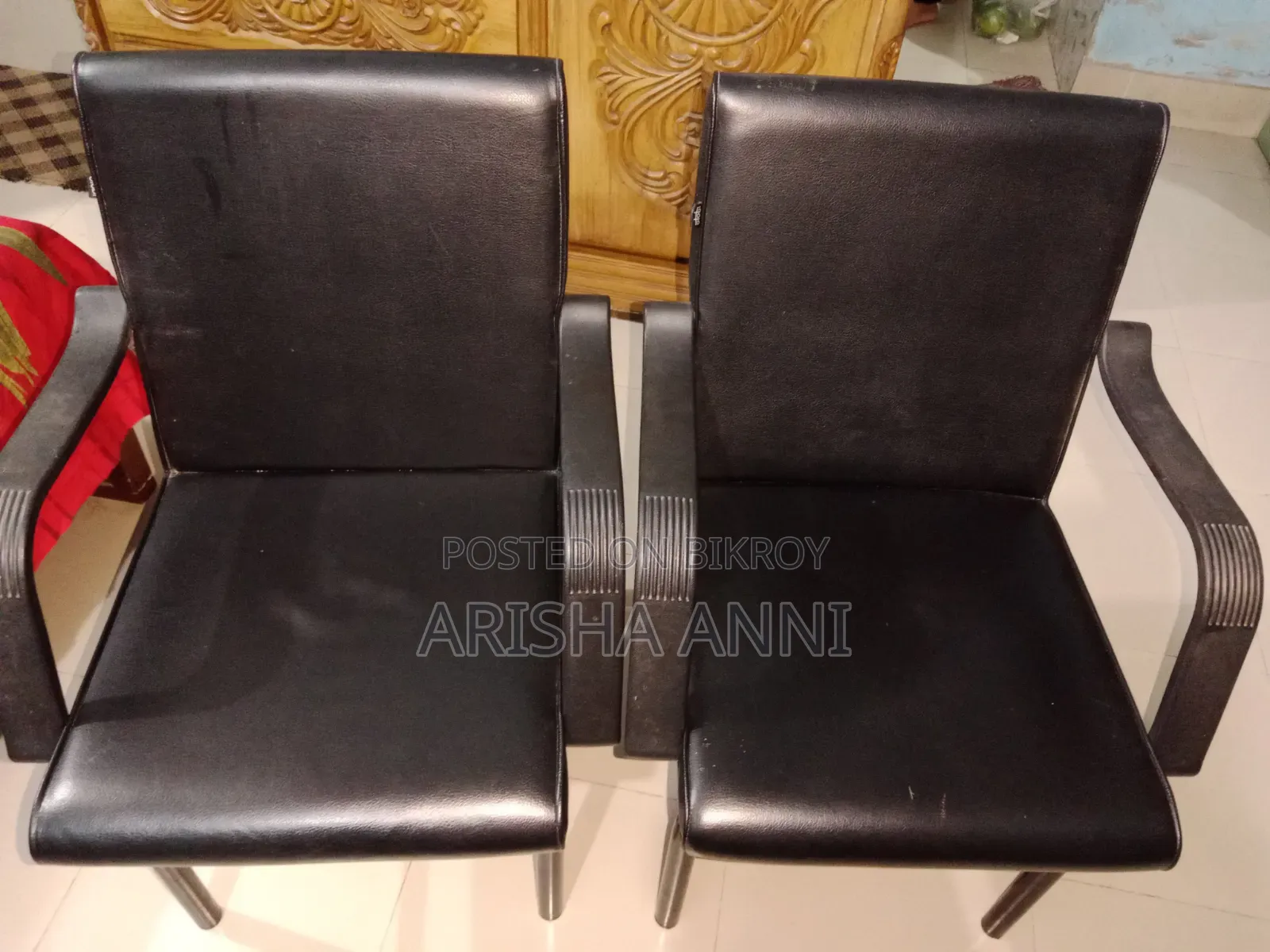 অরিজিনাল ওতোবি ব্র্যান্ড ভিজিটর চেয়ার