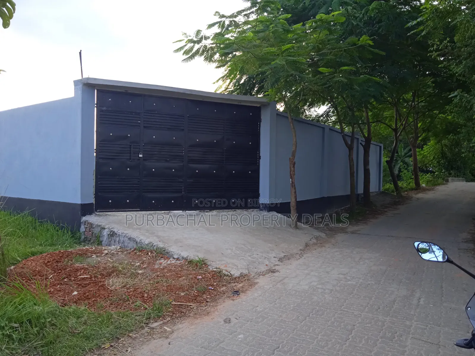 পূর্বাচল ৪ নং সেক্টরের পাশে বাউন্ডারি করা ৯ শতাংশ জমি বিক্রি