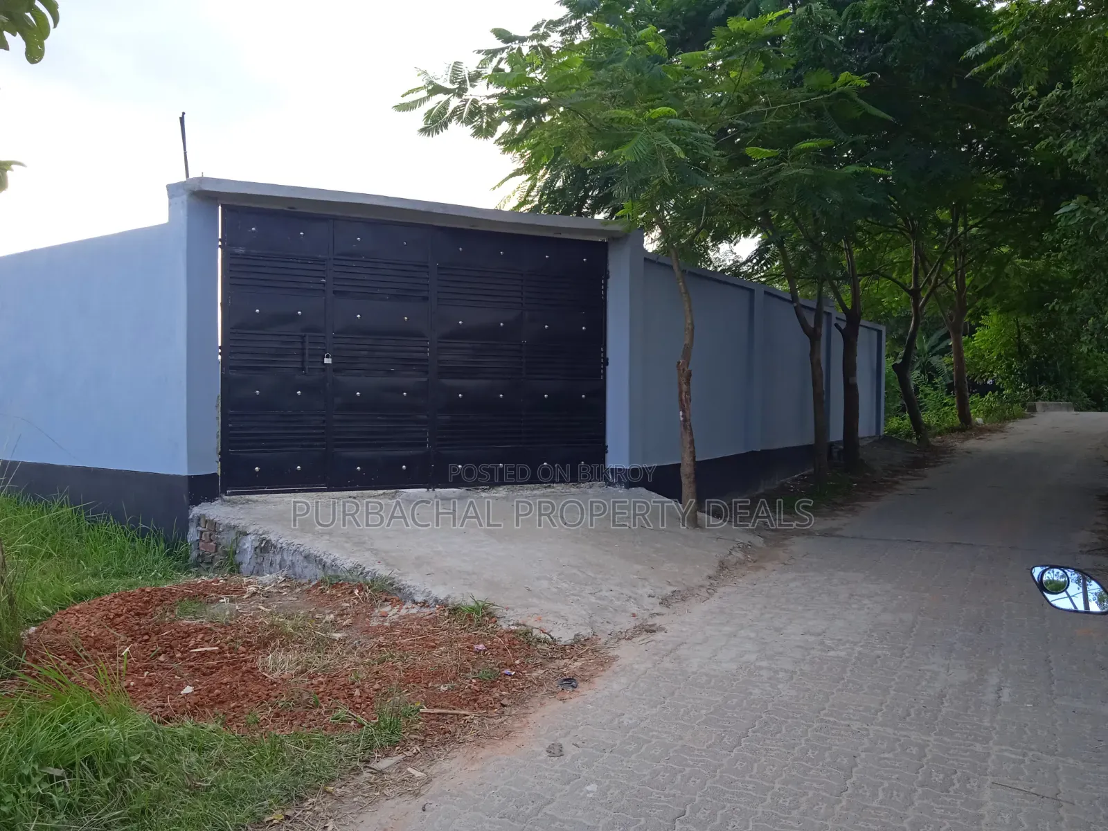 পূর্বাচল ৪ নং সেক্টরের পাশে বাউন্ডারি করা ৯ শতাংশ জমি বিক্রি
