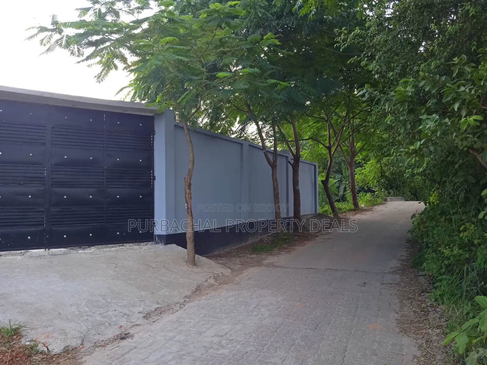 পূর্বাচল ৪ নং সেক্টরের পাশে বাউন্ডারি করা ৯ শতাংশ জমি বিক্রি