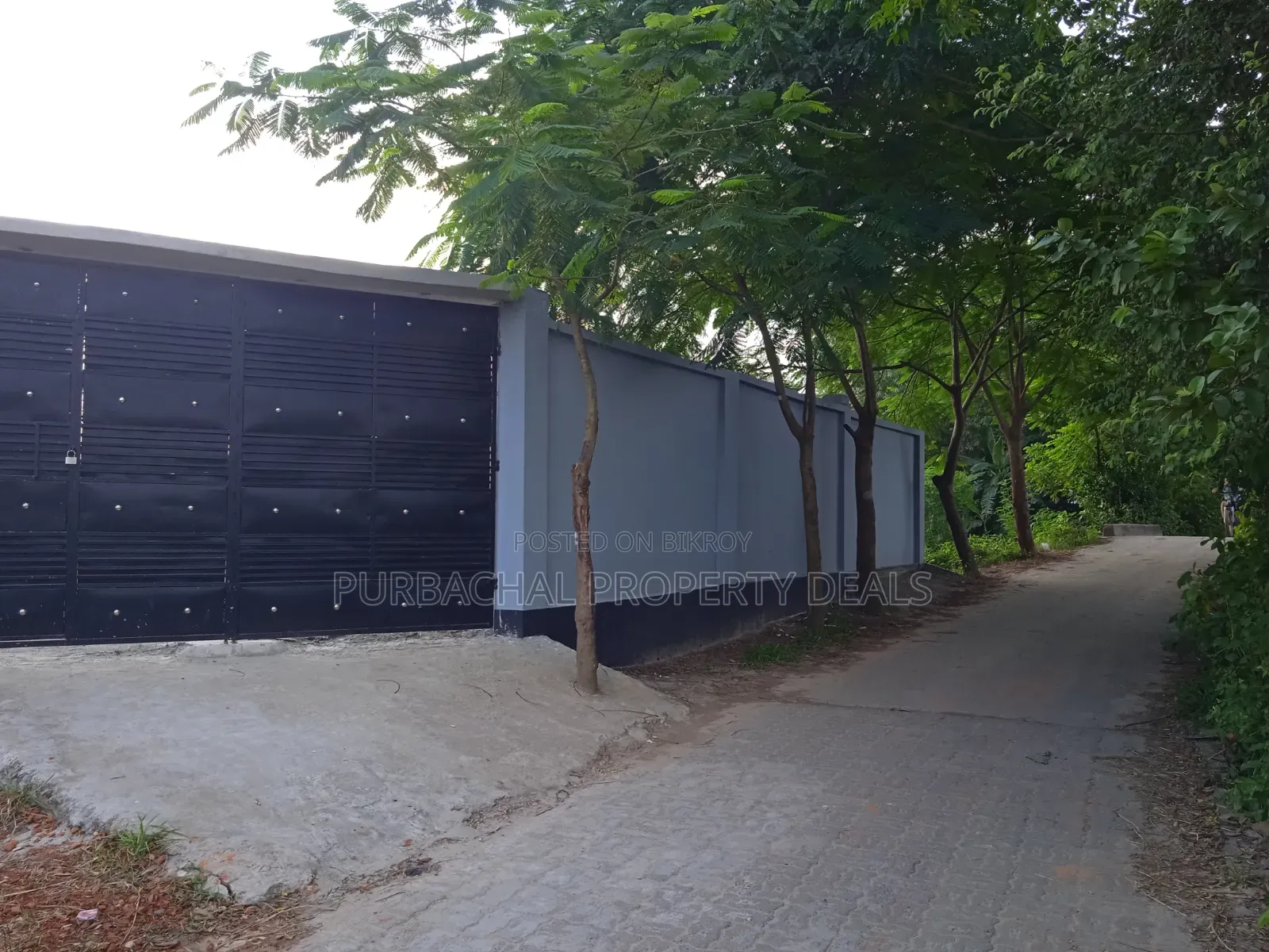 পূর্বাচল ৪ নং সেক্টরের পাশে বাউন্ডারি করা ৯ শতাংশ জমি বিক্রি