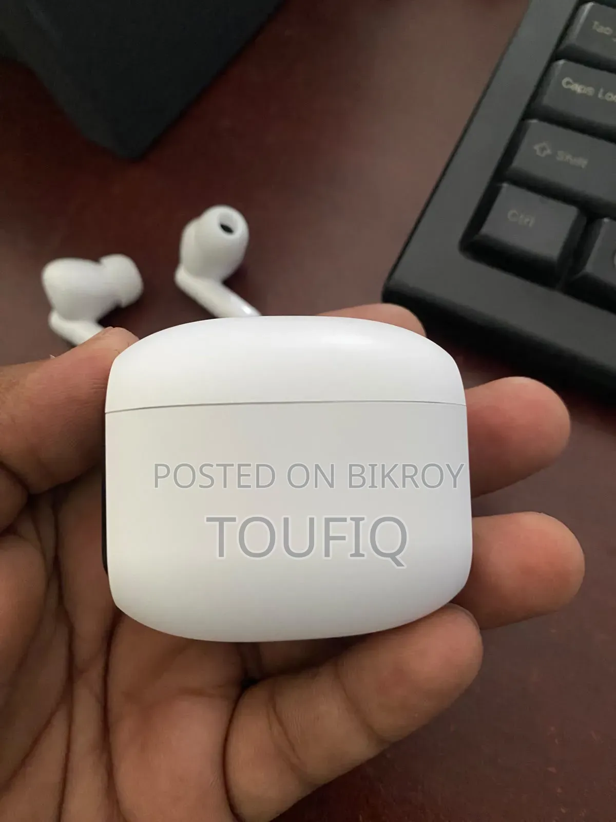 ওয়্যারলেস স্পোর্টস ইয়ারবাডস