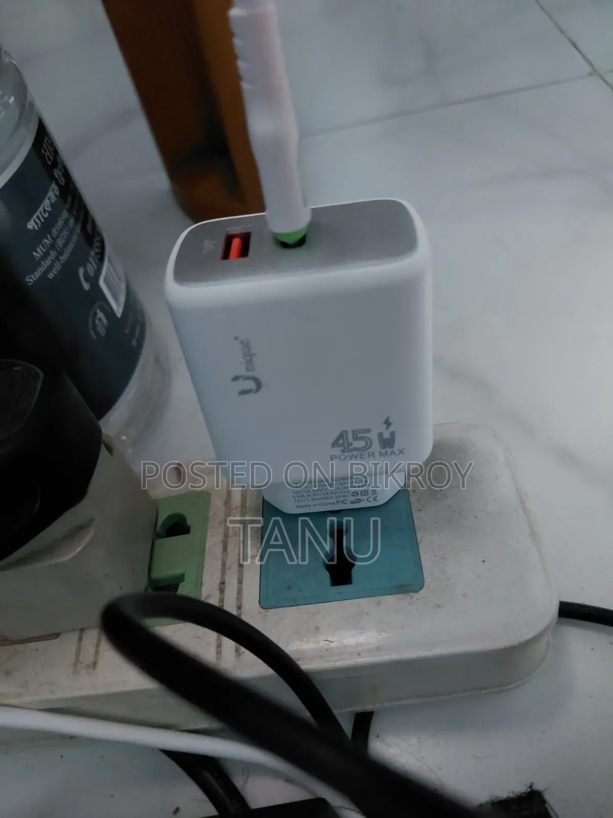 Unique 45 Watt Super Fast Charger