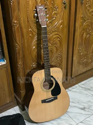 Yamaha F310