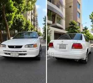 Toyota Corolla 2001 White