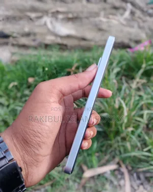 ওয়ানপ্লাস নর্ড সিই ফাইভ জি ২৫৬ জিবি হোয়াইট