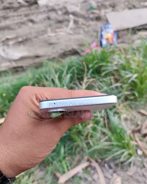 ওয়ানপ্লাস নর্ড সিই ফাইভ জি ২৫৬ জিবি হোয়াইট