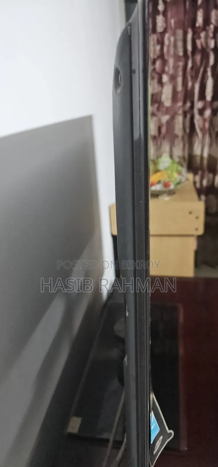 ডিভিডি প্লেয়ারসহ স্যামসাং টিভি বিক্রয় করা হচ্ছে