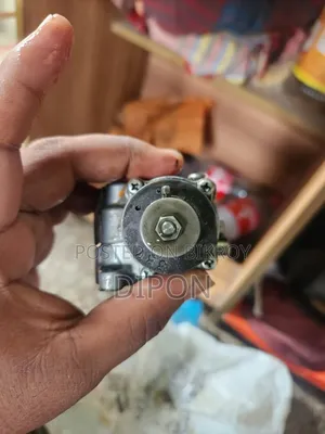 ইয়ামাহা আরএক্স ১০০ মোবাইল পাম্প