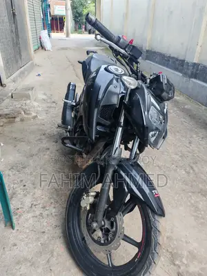 TVS Apache RTR 160 4V 2021 Black