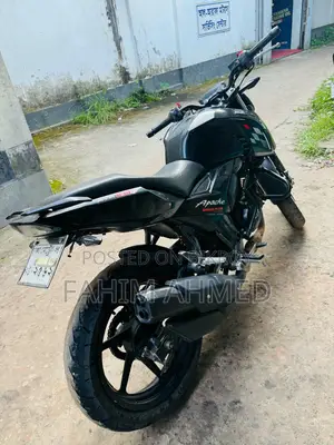 TVS Apache RTR 160 4V 2021 Black