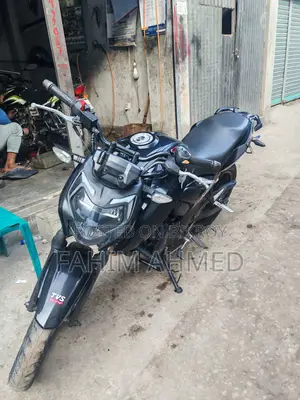 TVS Apache RTR 160 4V 2021 Black
