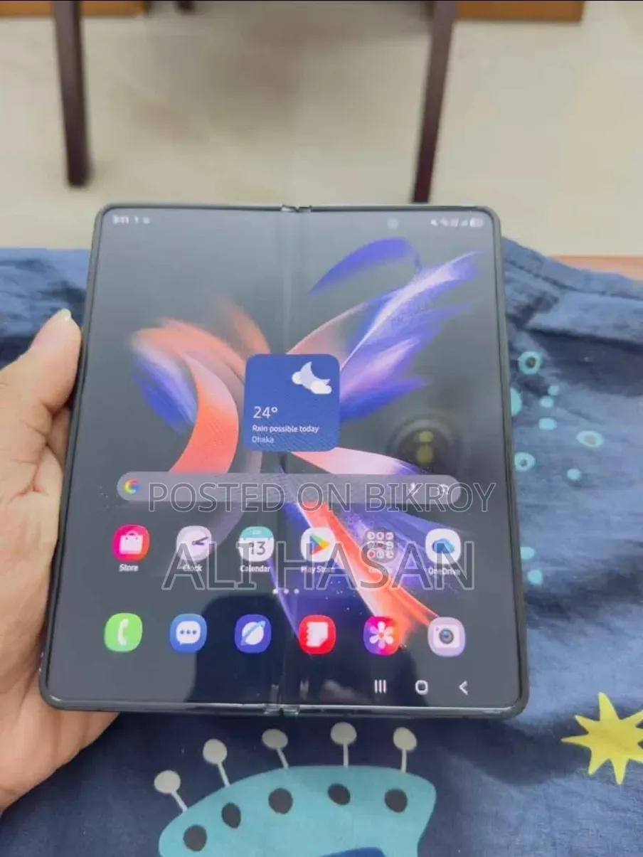 স্যামসাং গ্যালাক্সি জেড ফোল্ড৪ ২৫৬ জিবি কালো