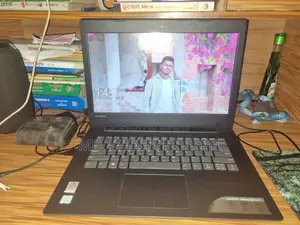 Laptop Lenovo IdeaPad 320 4GB Intel Core i3 SSD 256GB