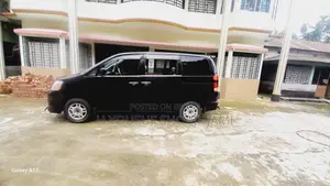 টয়োটা নোয়া ২০০৩ কালো
