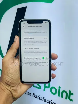 Apple iPhone 11 64 GB White